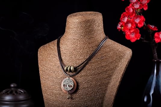 Collar de Madera con Colgante de Árbol de Metal | Diseño Artesanal y Elegante